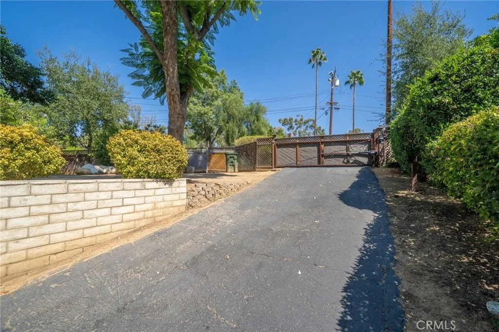 Photo of 516 Marilyn