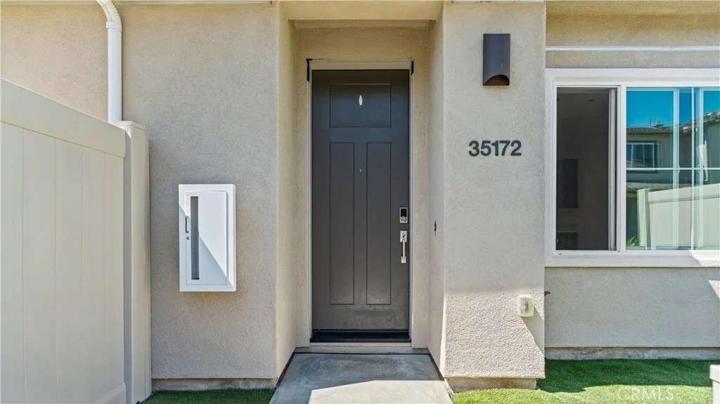 Photo of 35172 Grove Trail