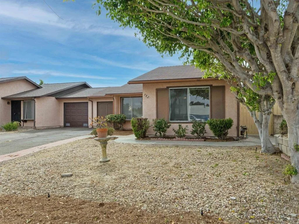 Photo of 1521 Temple Heights Drive