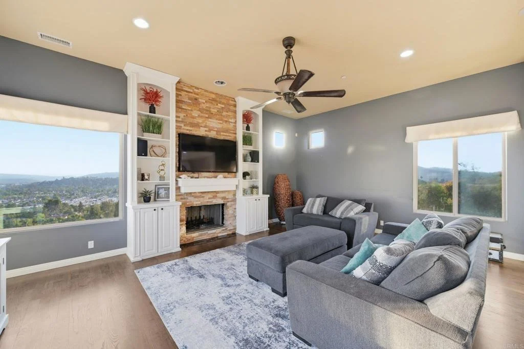 Photo of 14040 Iris Lane