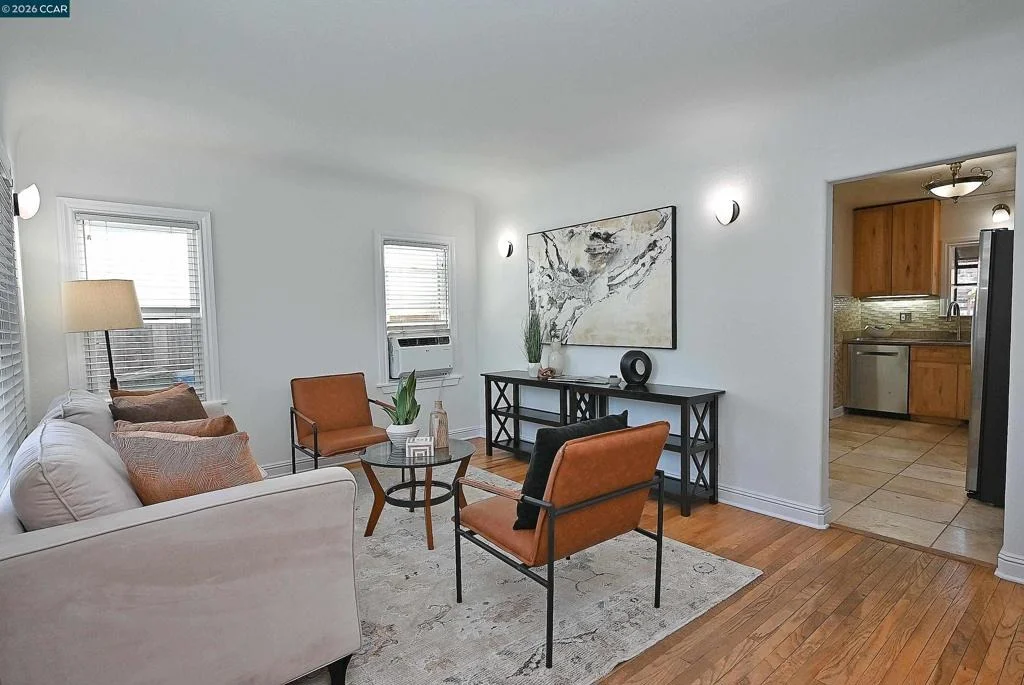 Photo of 1035 Palm Ave