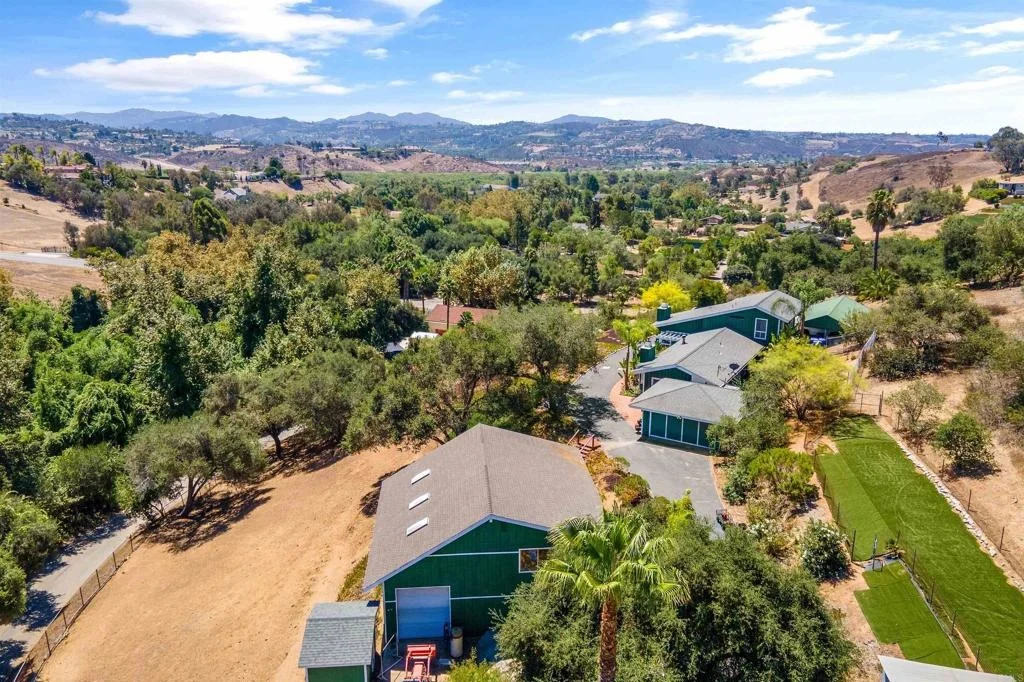 Photo of 4439 La Canada