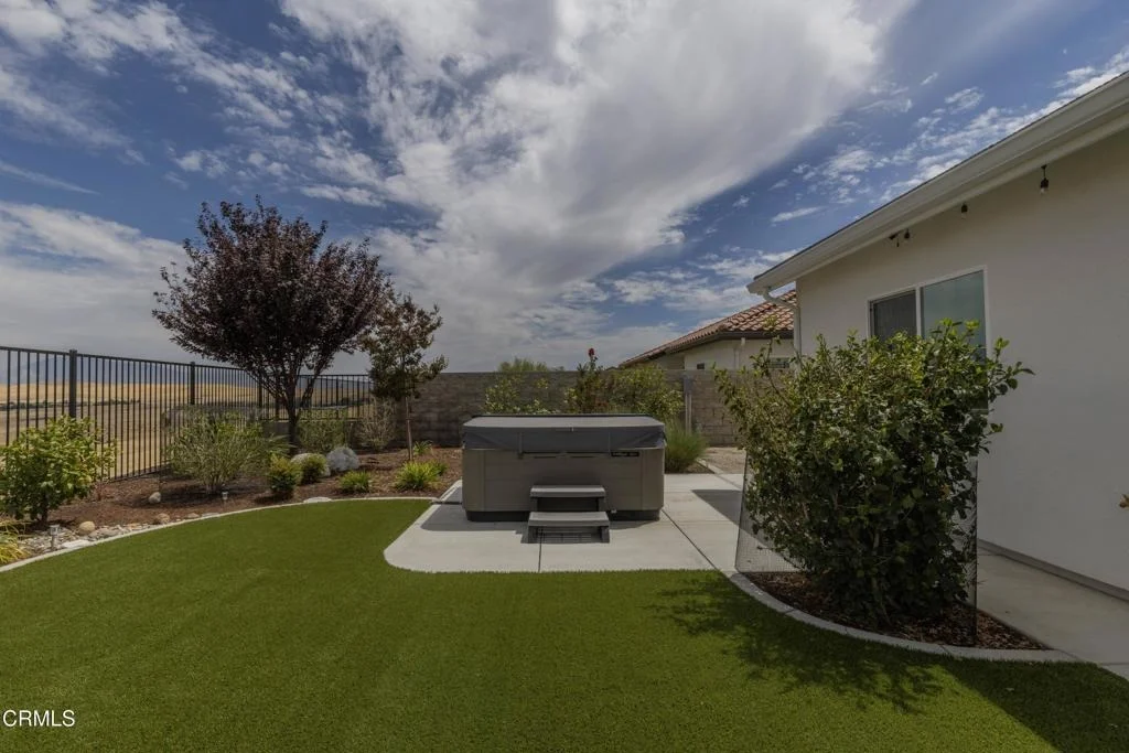 Photo of 6909 Aquamarine Drive