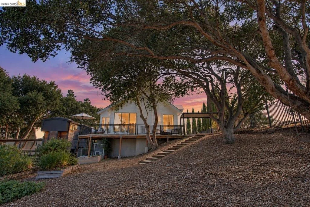 Photo of 2223 Rancho Rd
