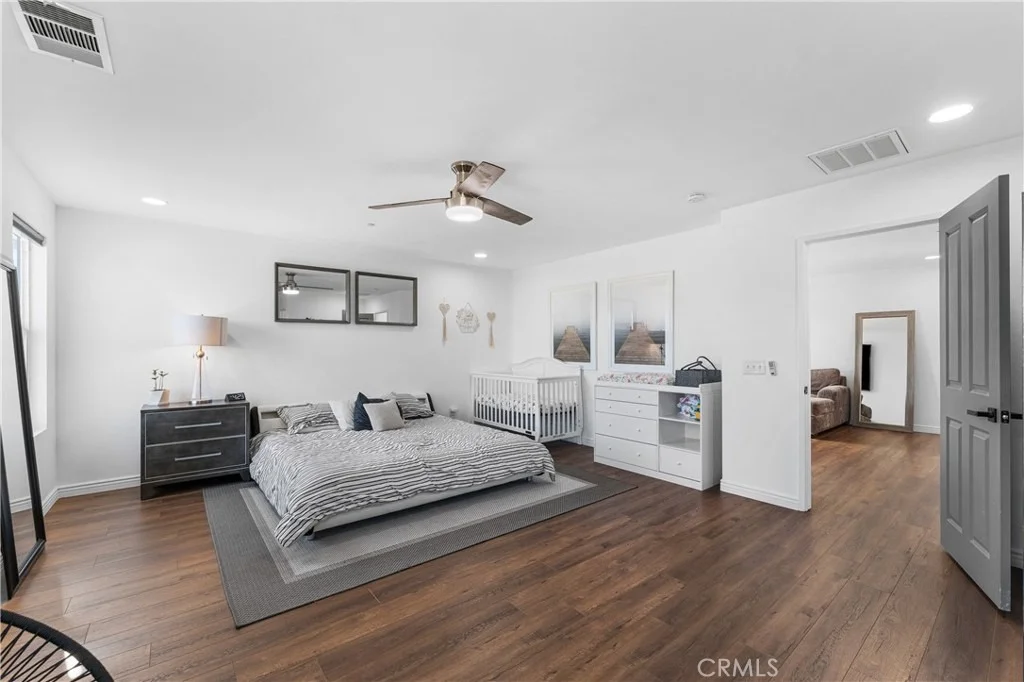 Photo of 3550 Topaz