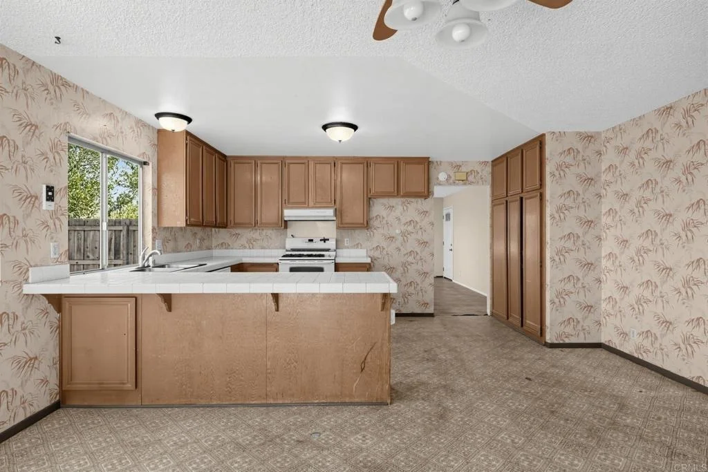 Photo of 4112 Pepperdine Avenue