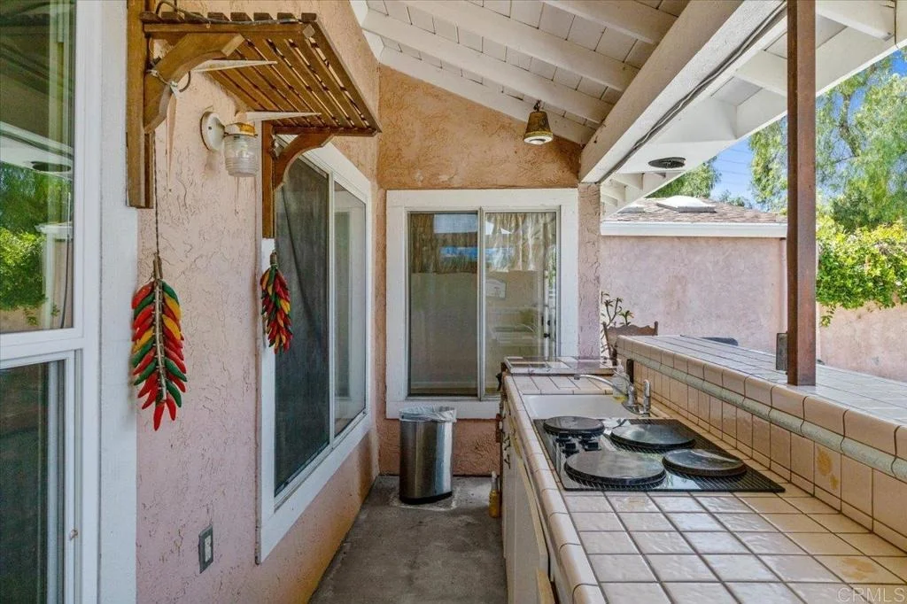 Photo of 878 Rivertree Drive