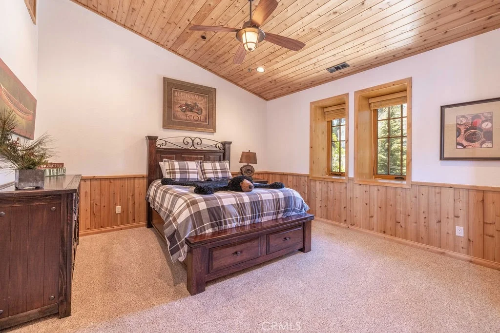 Photo of 659 Cove Drive