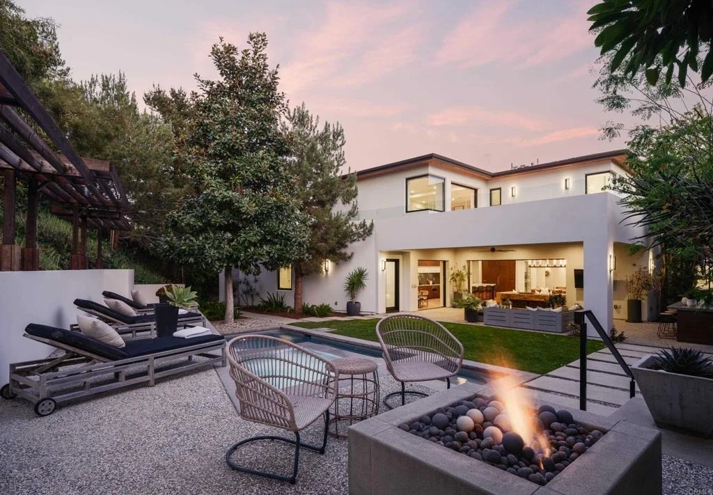 Photo of 6819 Paseo Laredo