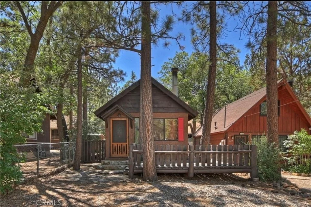 Photo of 326 Holmes