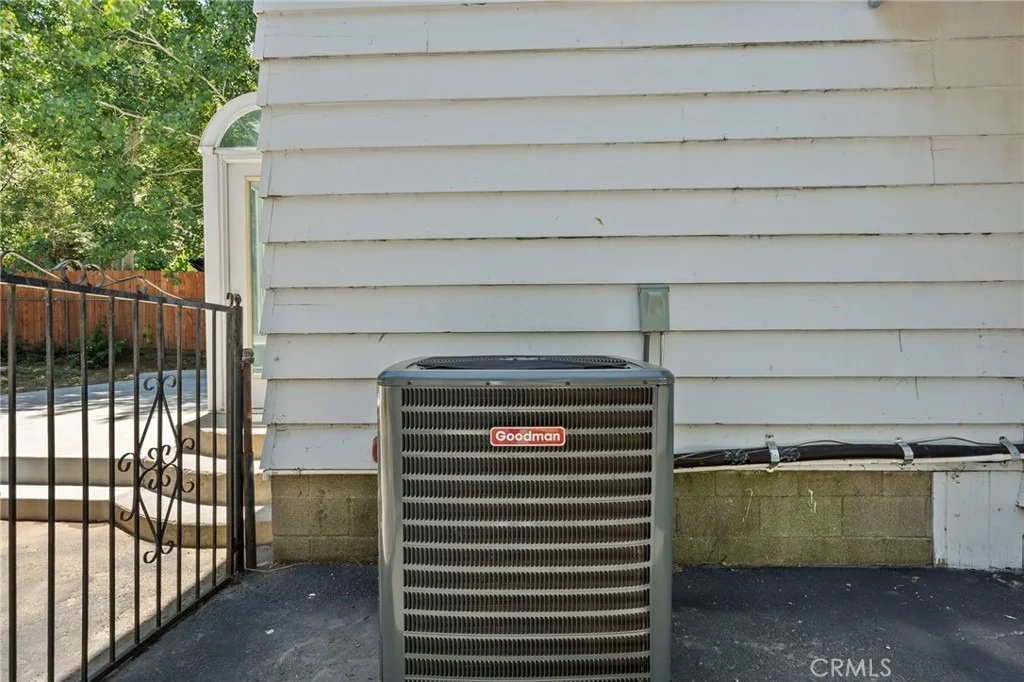 Photo of 22879 Juniper Lane
