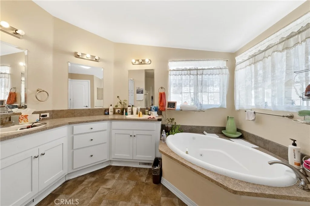 Photo of 43267 Terwilliger Road
