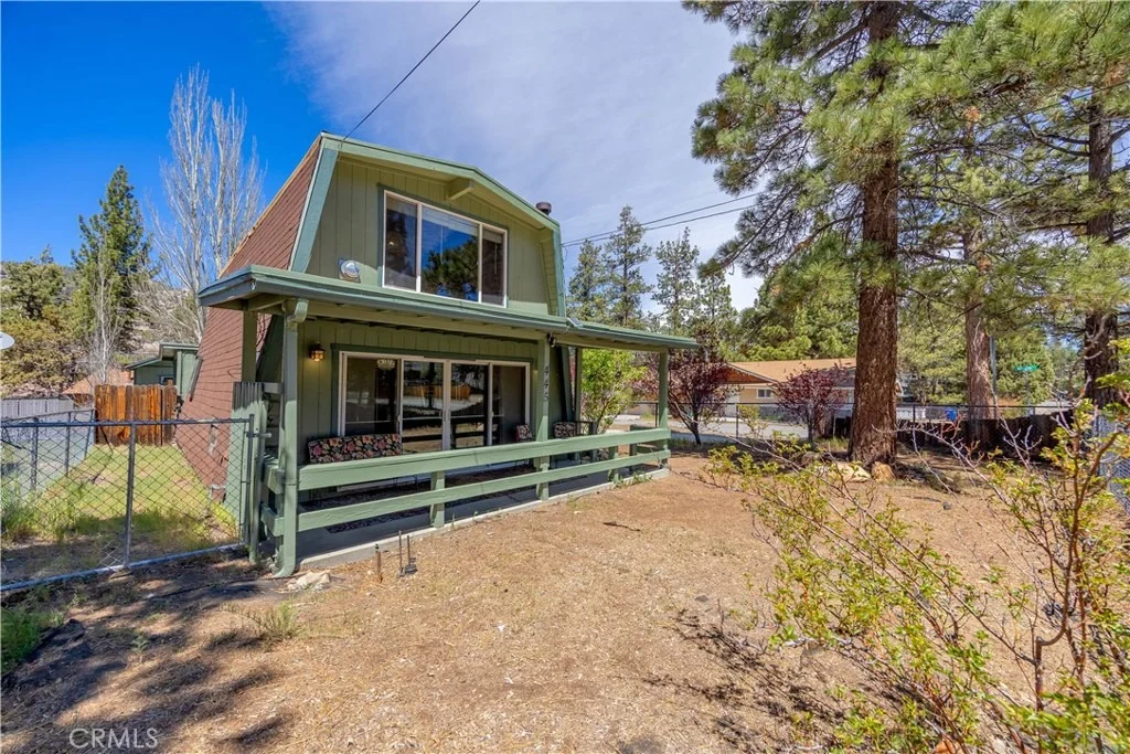Photo of 445 Elysian Boulevard