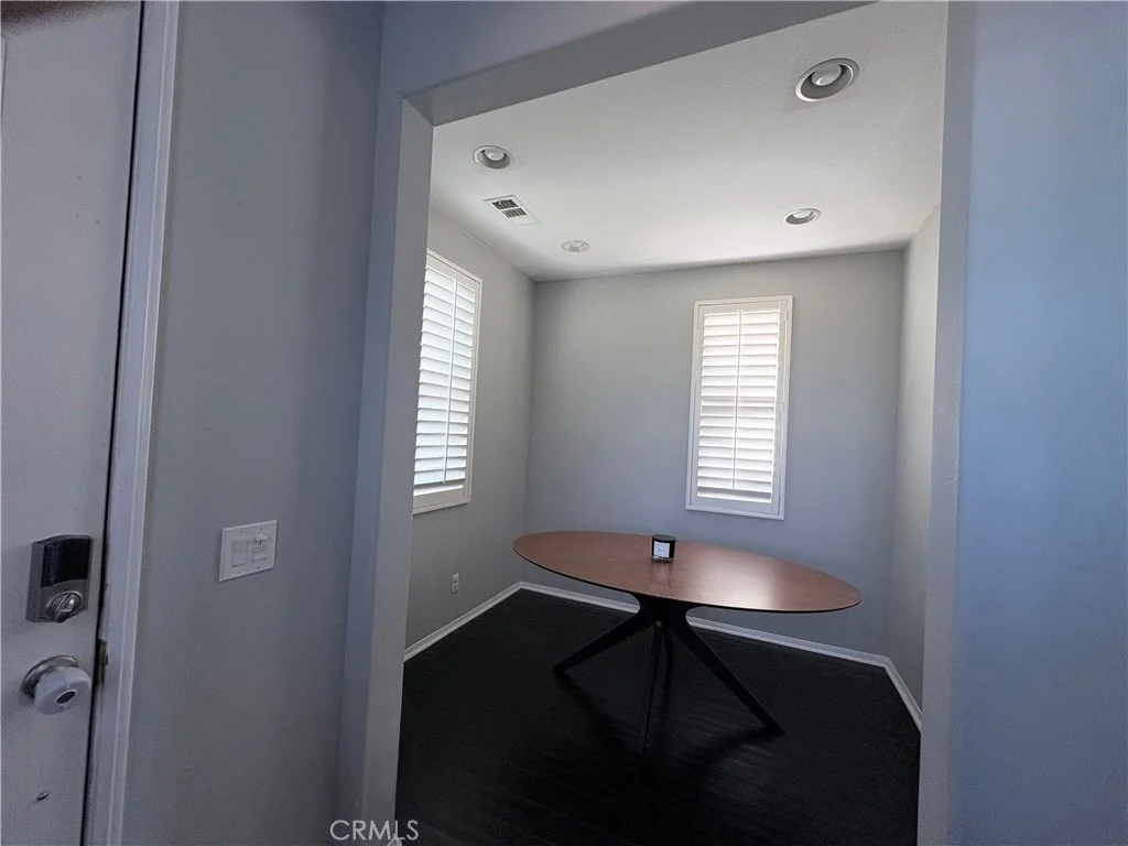 Photo of 2729 Hornbeam