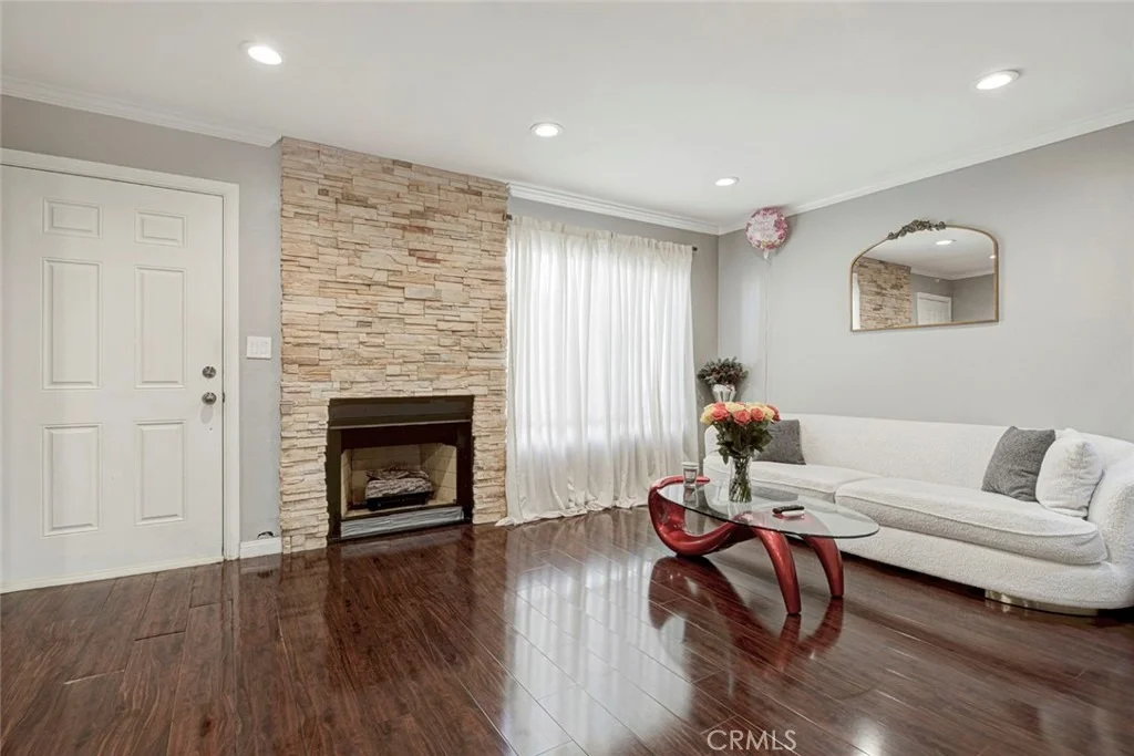 Photo of Unit 22 at 10260 Plainview Avenue