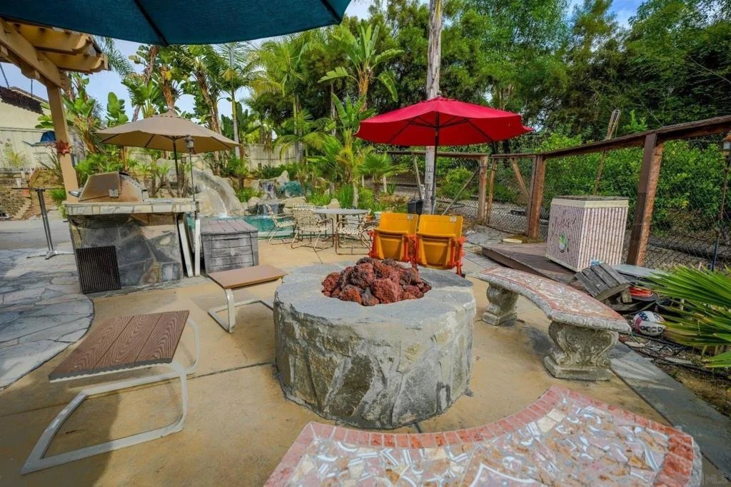 Photo of 2889 Camden Dr