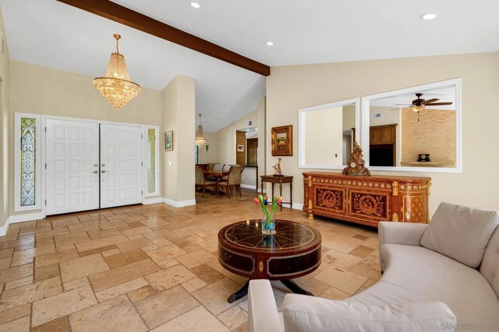 Photo of 2232 Eucalyptus