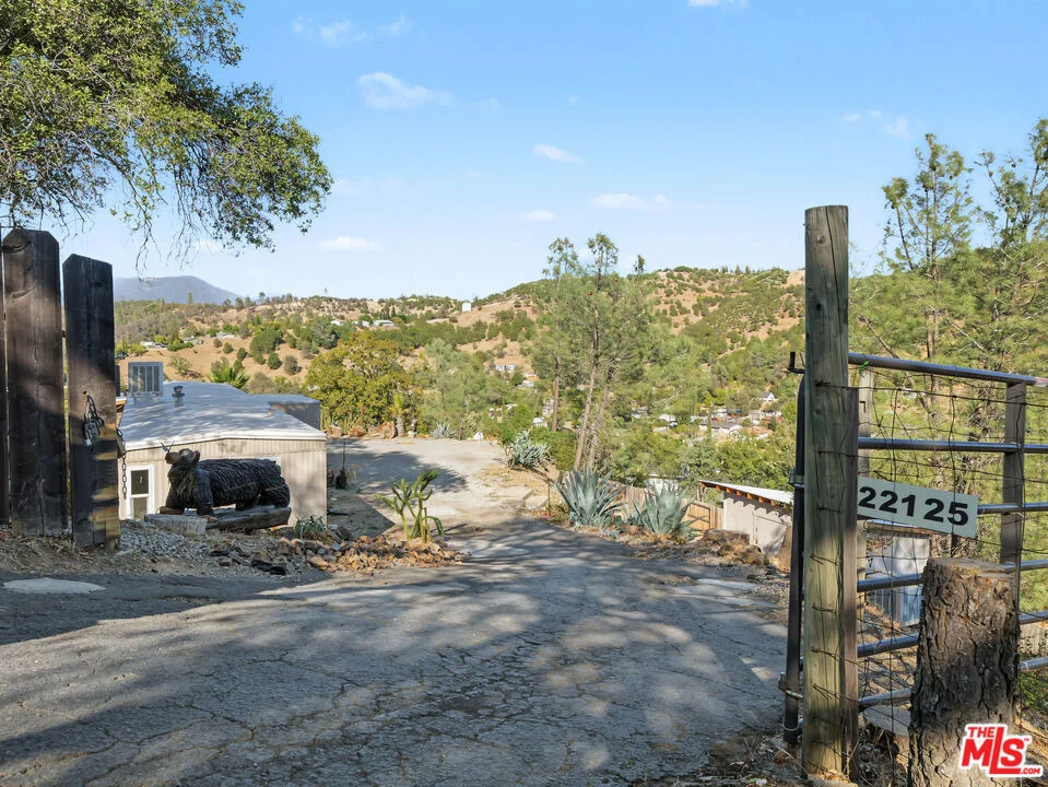Photo of 22125 Loop Drive
