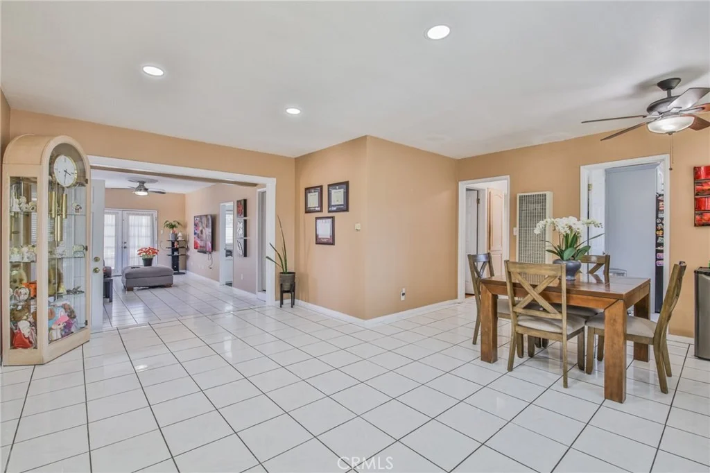 Photo of 164 E 235th Street