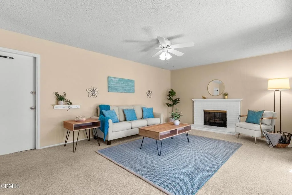 Photo of 207 Gorrion Avenue