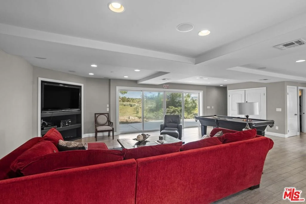 Photo of 36880 E Benton Road