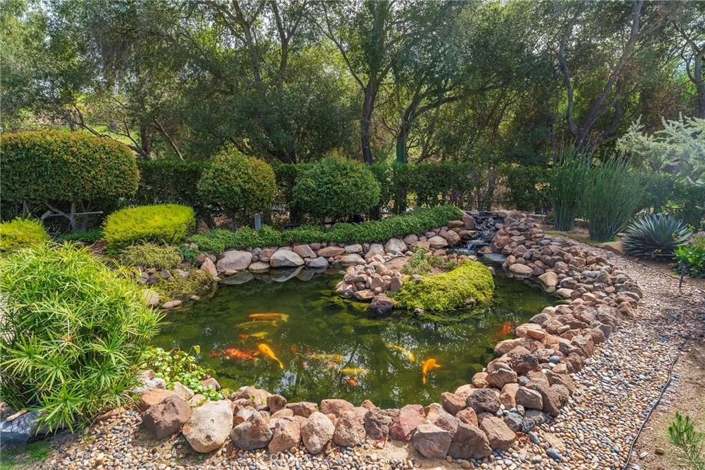 Photo of 2740 Los Alisos Drive