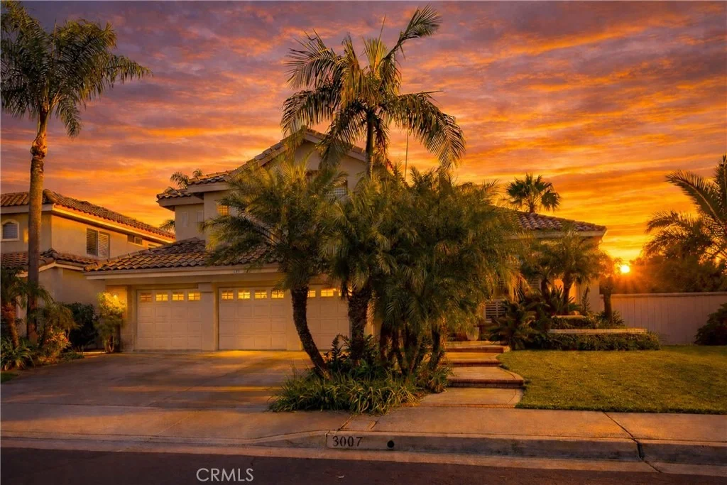 Photo of 3007 Vina Vial