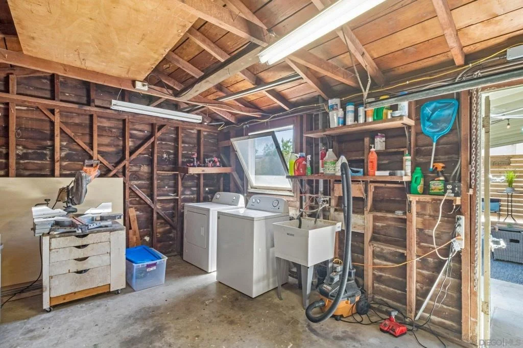 Photo of 8653 Washington Ave
