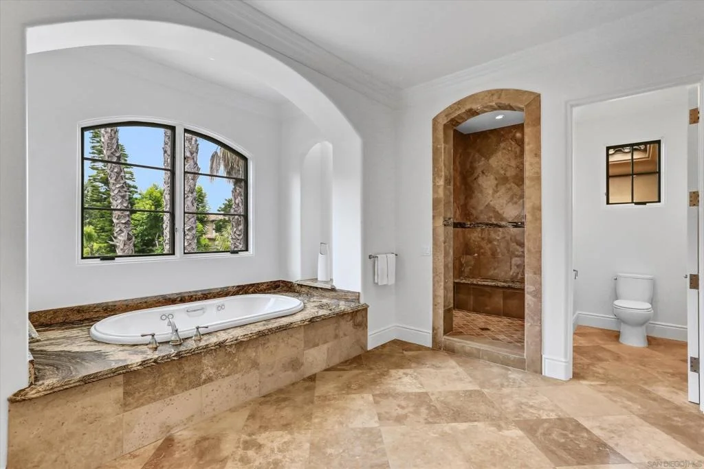 Photo of 6102 Avenida Alteras