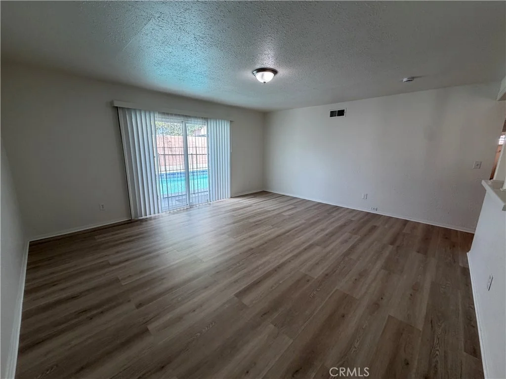 Photo of 10961 Endicott Drive
