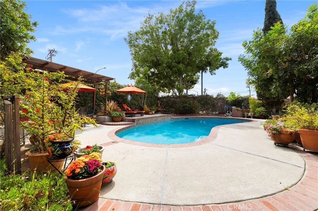 Photo of 7992 Sun Valley Way
