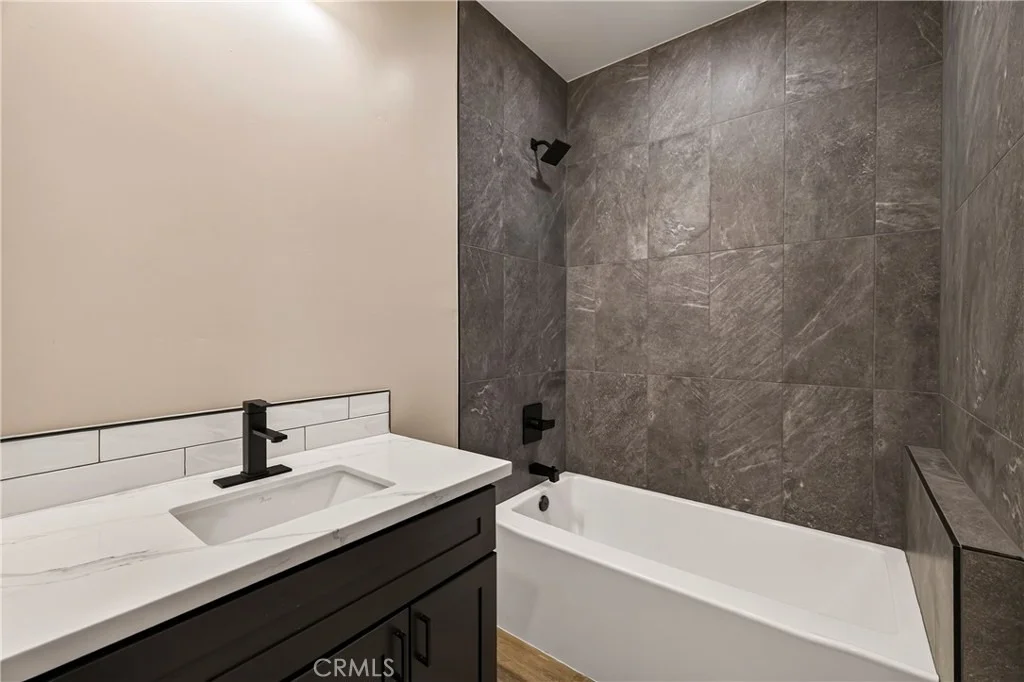 Photo of 891 Wagstaff