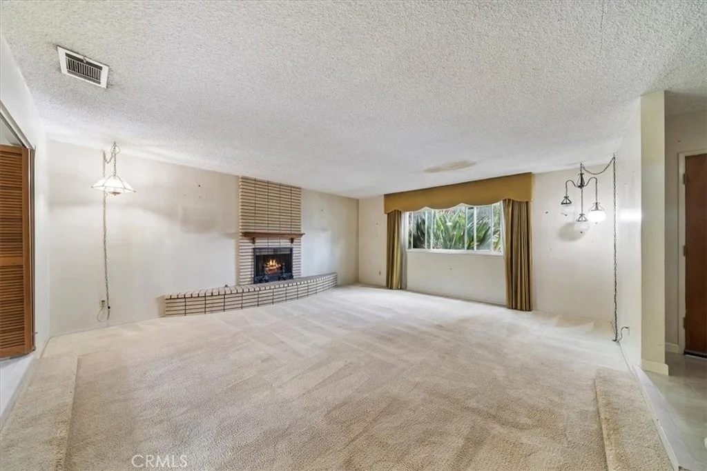 Photo of 6157 Juanro Way