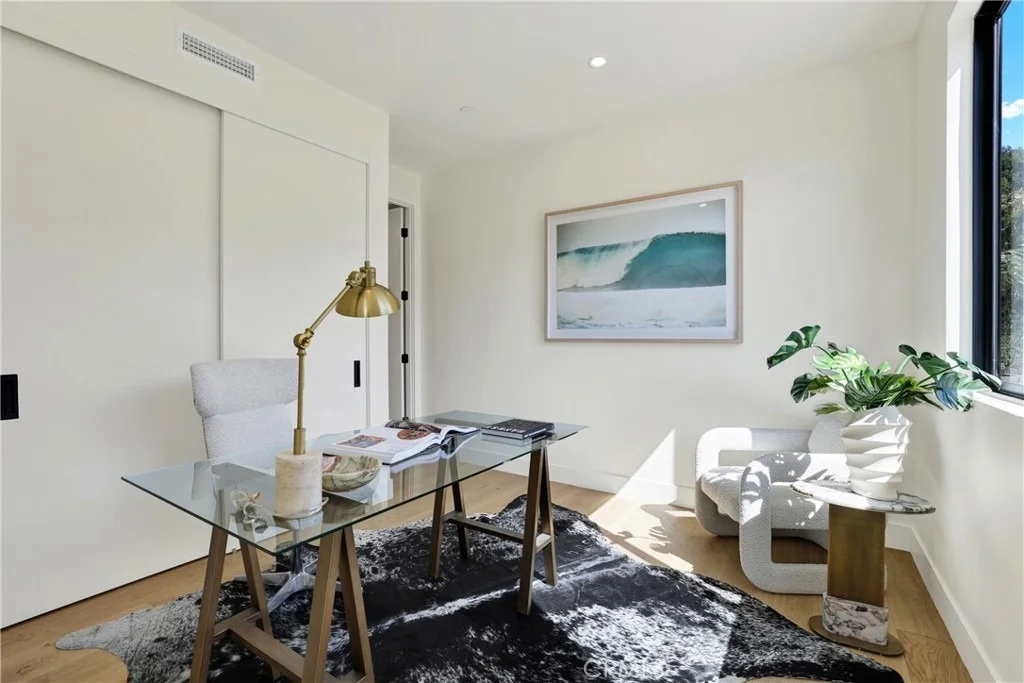 Photo of 408 Avenida Presidio