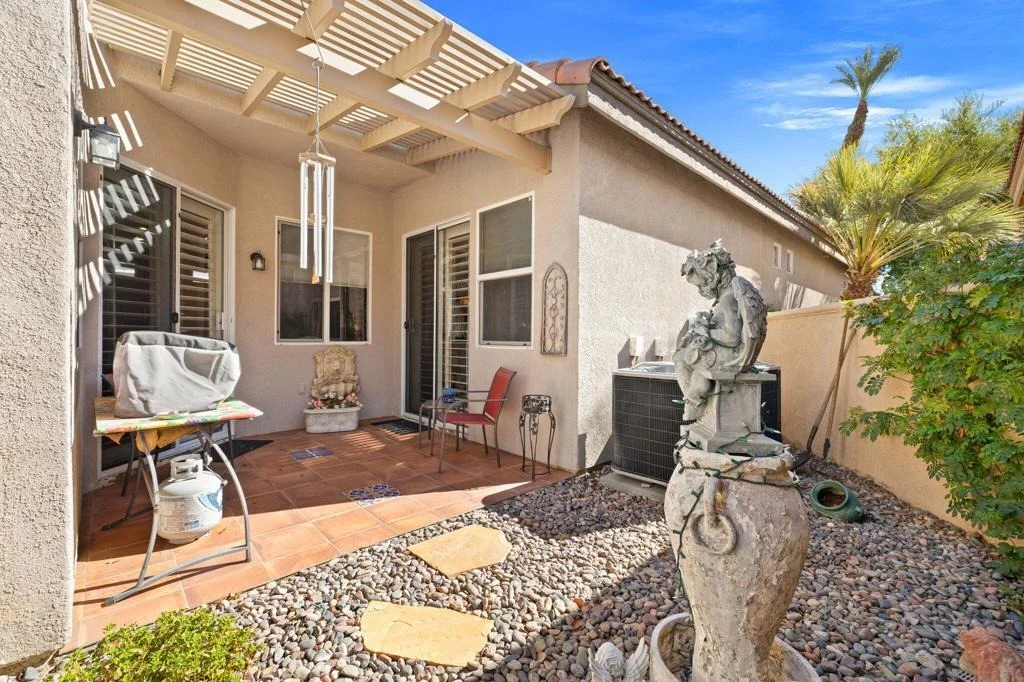 Photo of 49021 Heifitz Drive