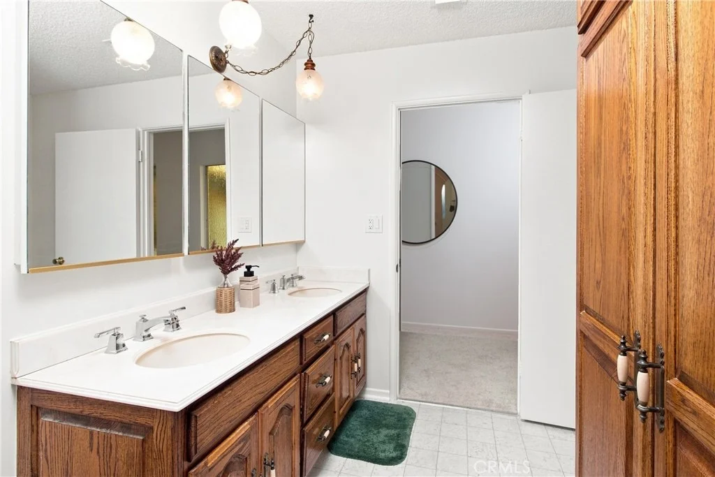 Photo of 1818 Hilton Drive