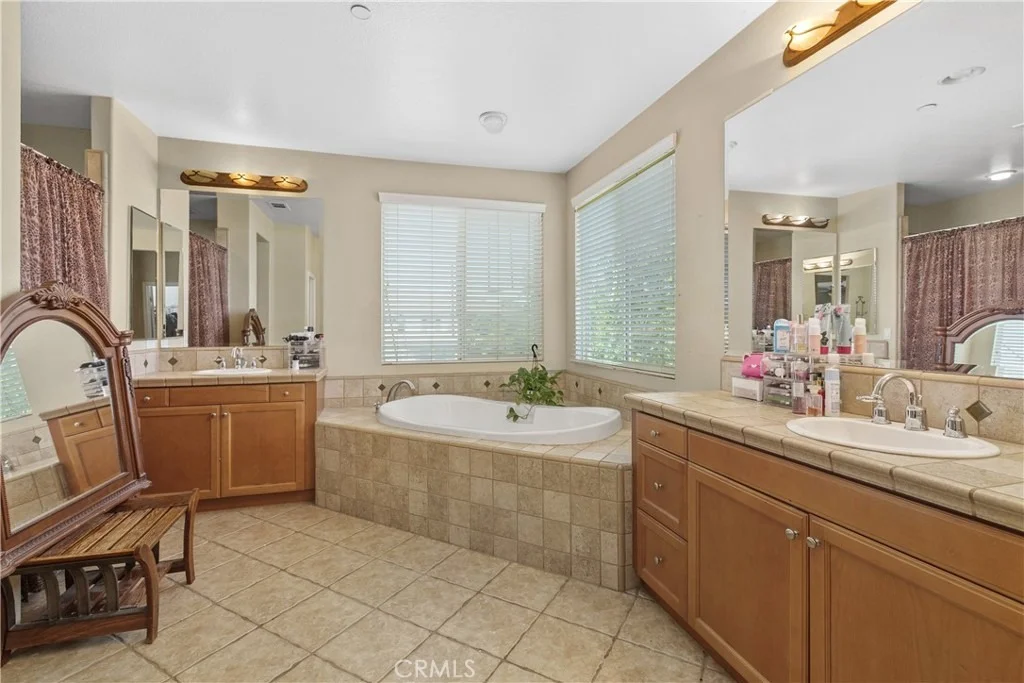 Photo of 9479 Lost Grove