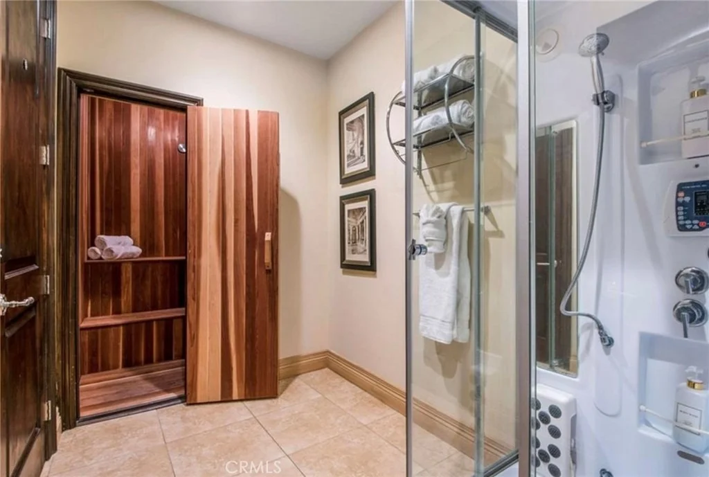 Photo of 1441 Robmar Drive