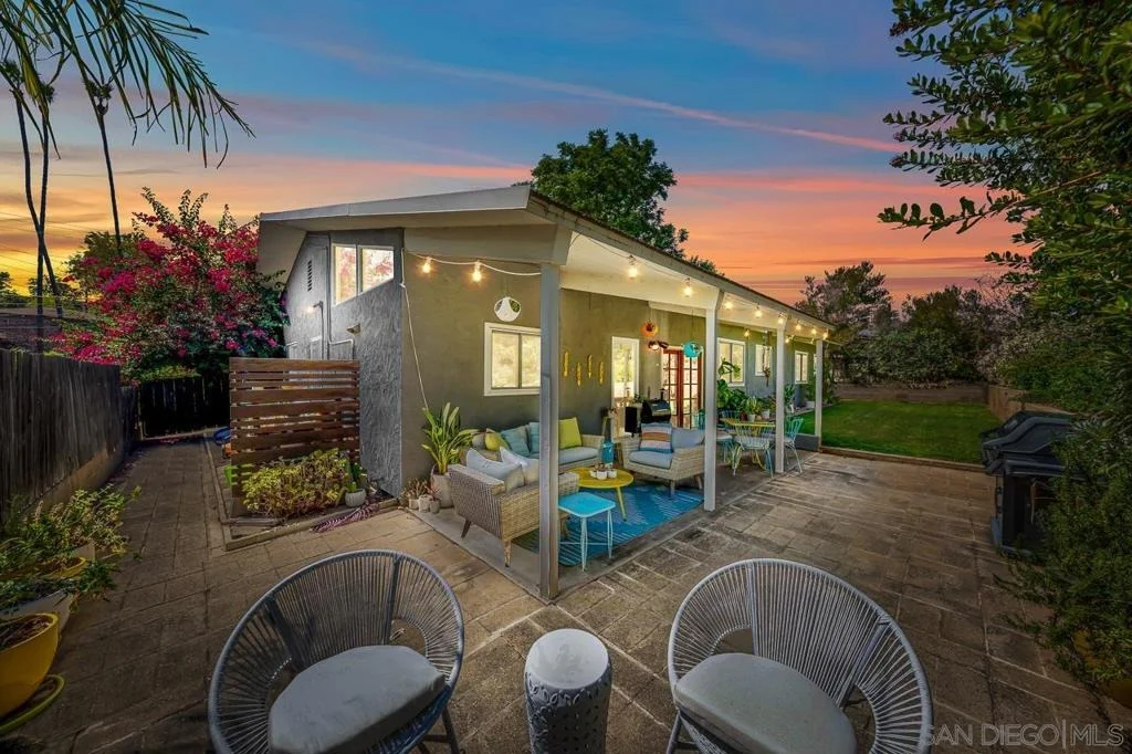 Photo of 2208 Sunset Drive