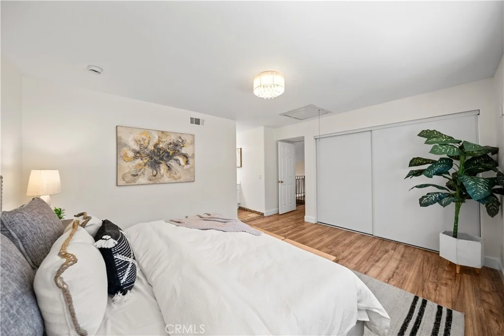 Photo of 1010 Cogburn