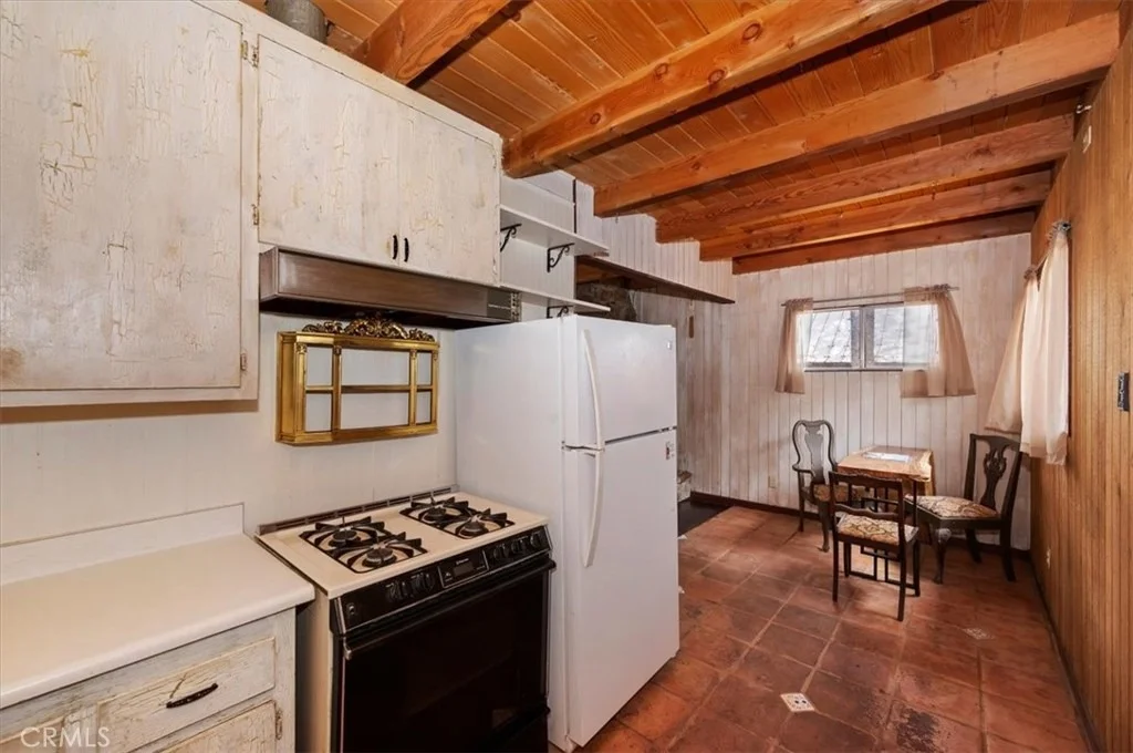 Photo of 313 Leonard