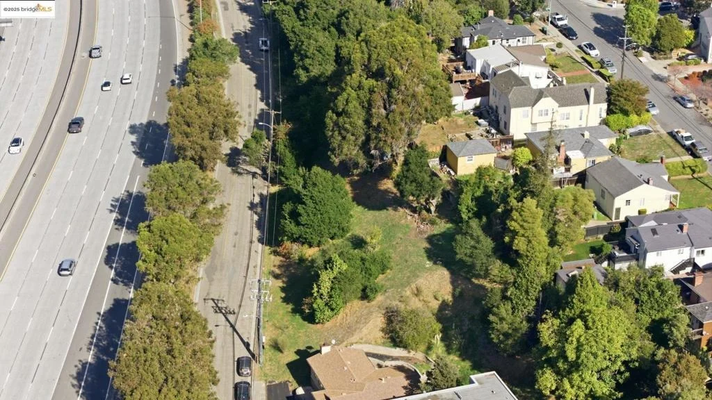 Photo of 9670 Mountain Blvd