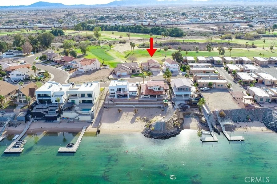 Photo of 915 Beach Drive
