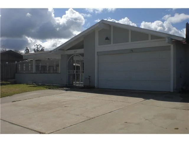 Photo of 1527 Melody Lane