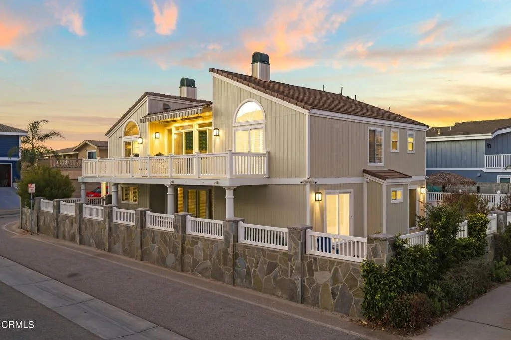Photo of 1410 Marine Way