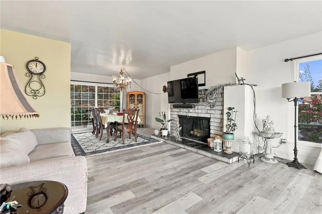Photo of 3255 Ditch