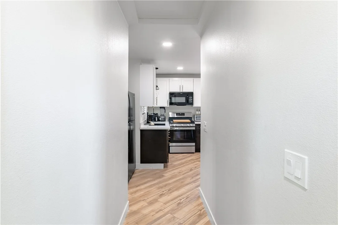 Photo of 582 N Almond