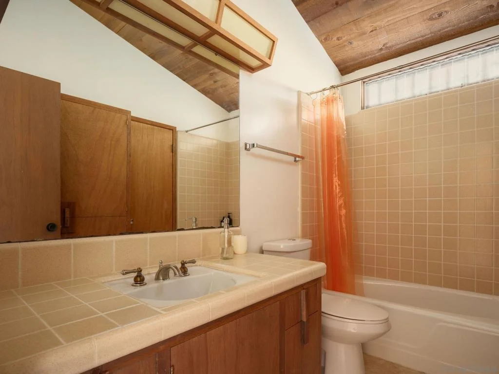 Photo of 9450 Sunset Drive