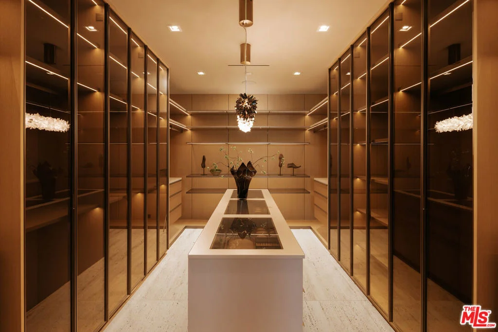 Photo of 1210 Chickory Lane