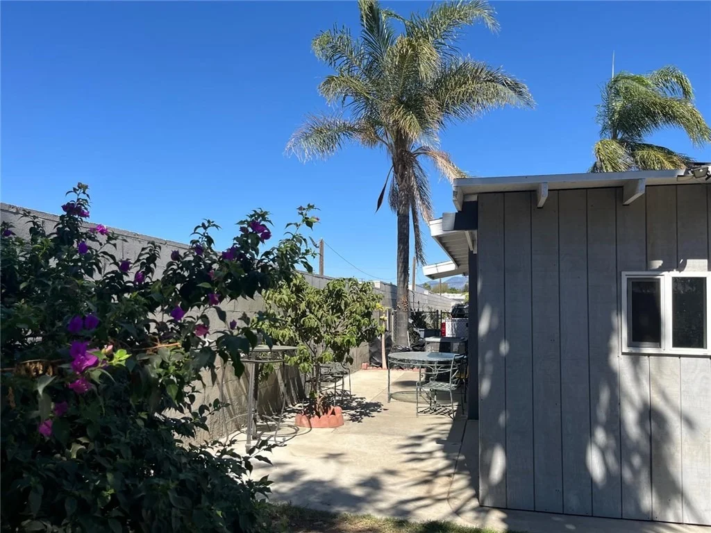 Photo of 18005 Vine